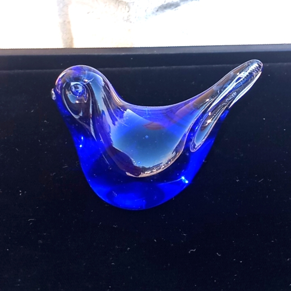 Vintage Blue Art Glass Bird Paperweight Figurine